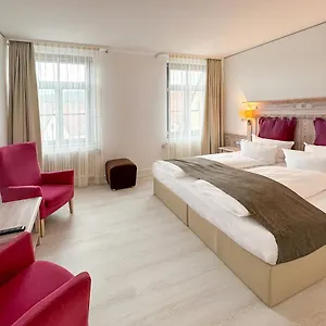 dormero-schlosshotel-reichenschwand.com-bavaria.com/